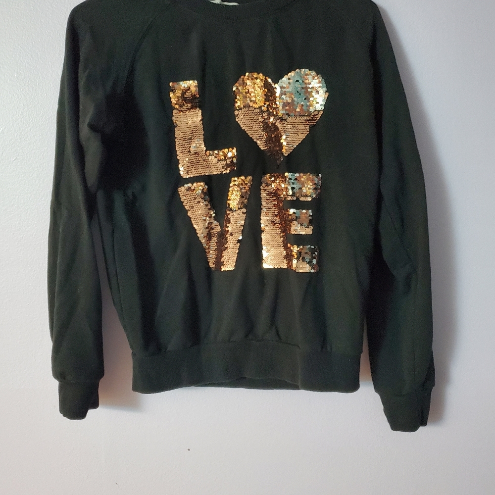 Sweatshirt
